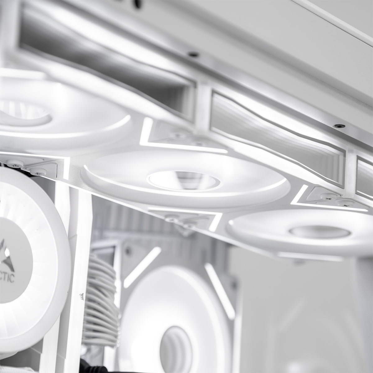 Entropy RTX 5070 Ryzen 7 7800X3D Gaming PC - SNOW