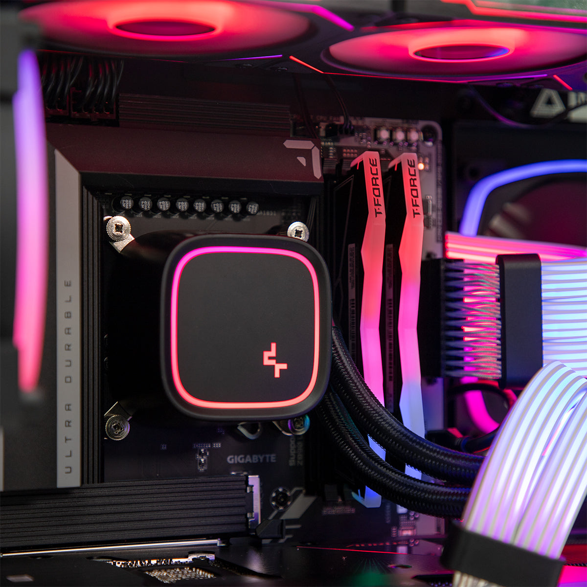 Imperial LUX RTX 5080 Core Ultra 285K Gaming PC