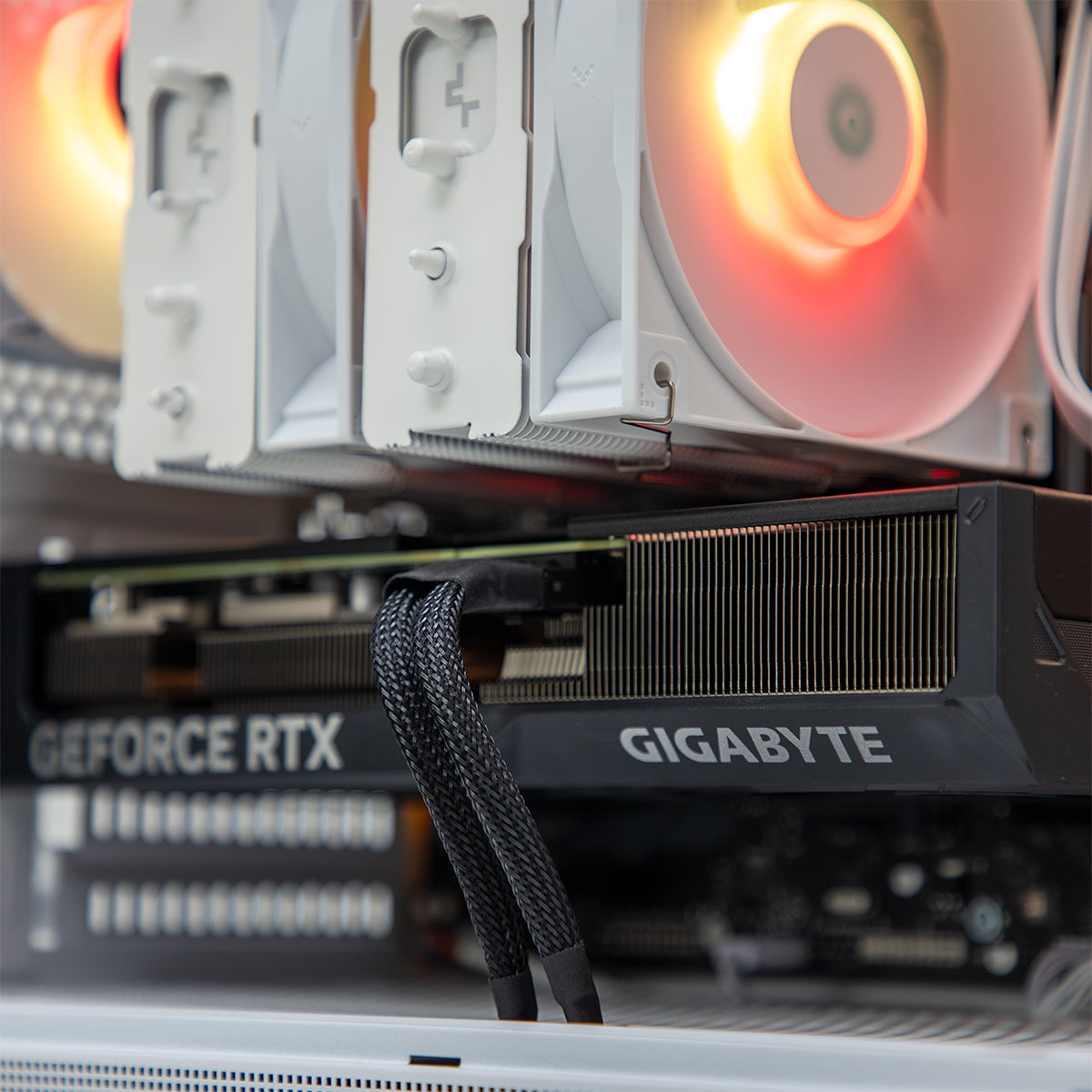Immortal LUX RTX 4070 Core i5-14400F Gaming PC - MONO