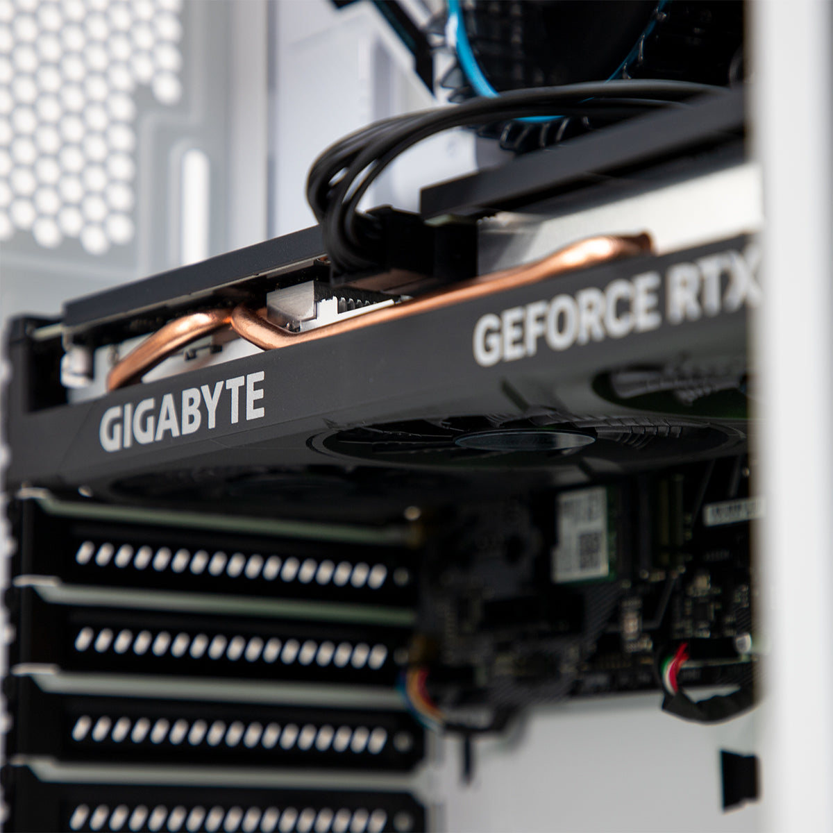 Spectre GO RTX 4060 Core i5-14400F Gaming PC - MONO