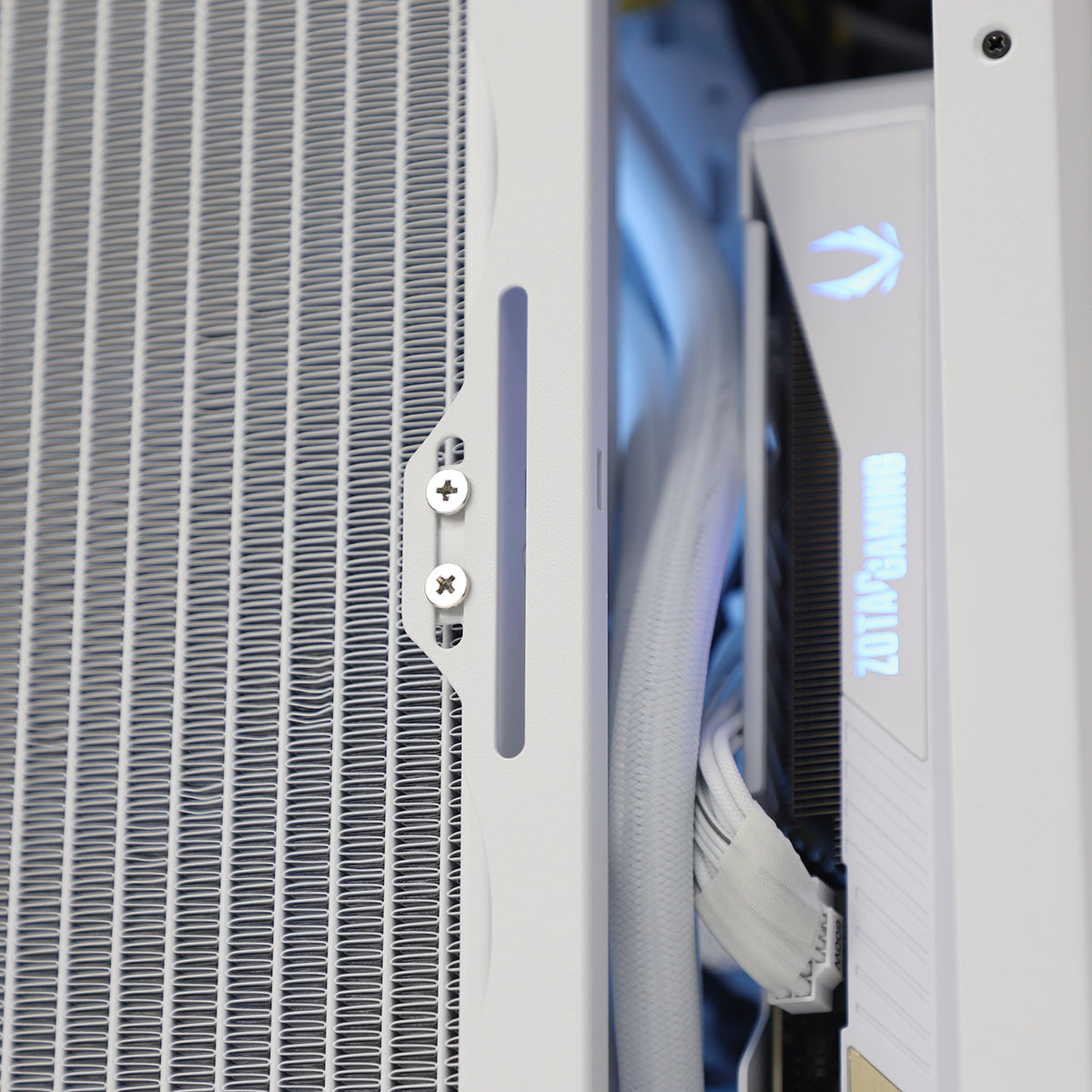 Trinity ENCORE RTX 5070 Ryzen 7 9700X Gaming PC - WHITE