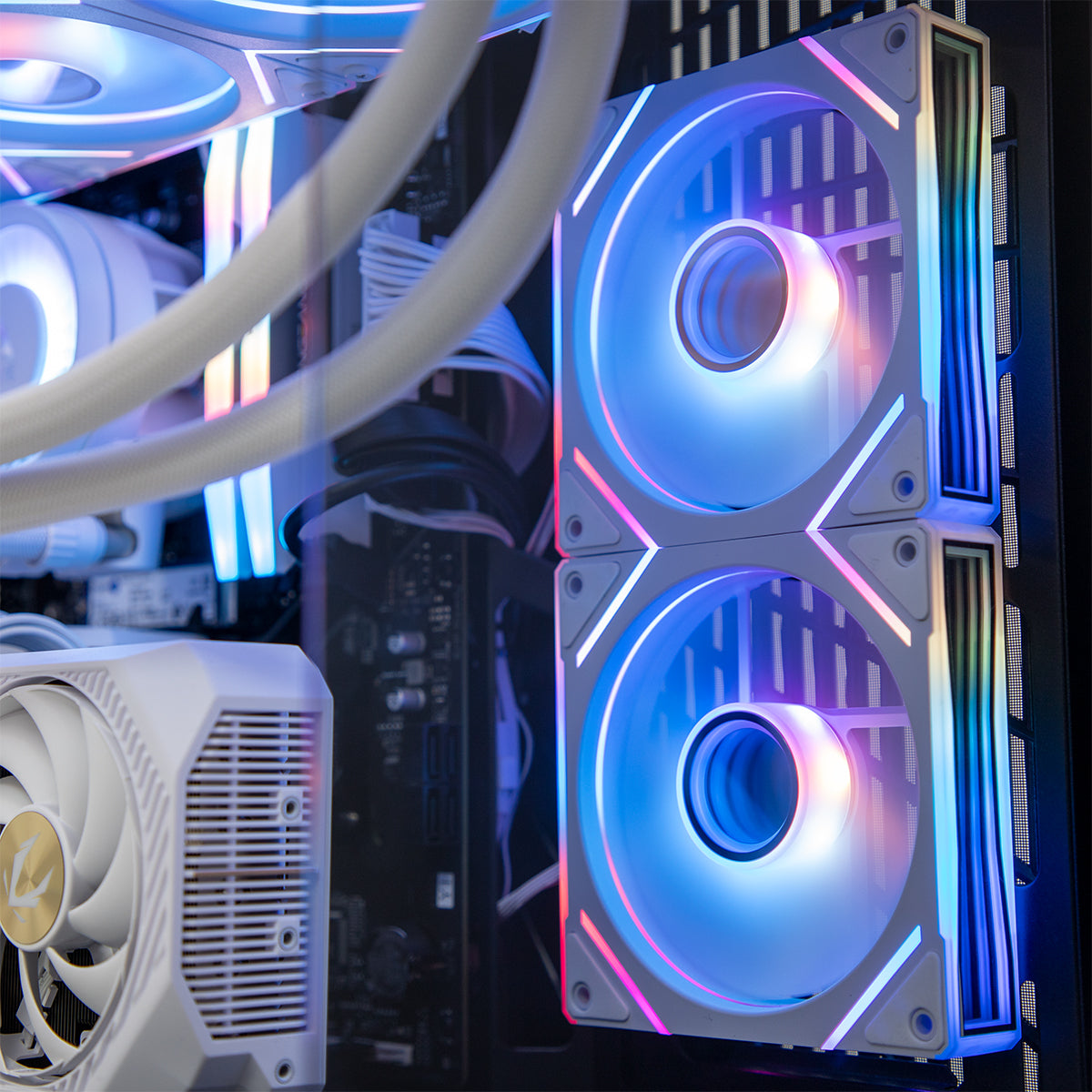 Entropy RTX 5070 Ryzen 7 9800X3D Gaming PC - MONO