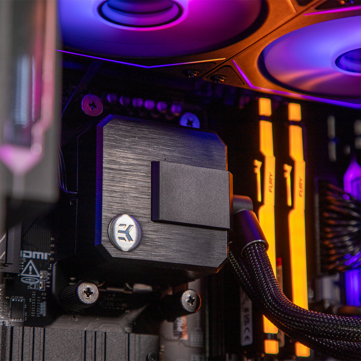 Entropy MASTER RTX 5070 Ti Ryzen 7 9800X3D Gaming PC - BLACK