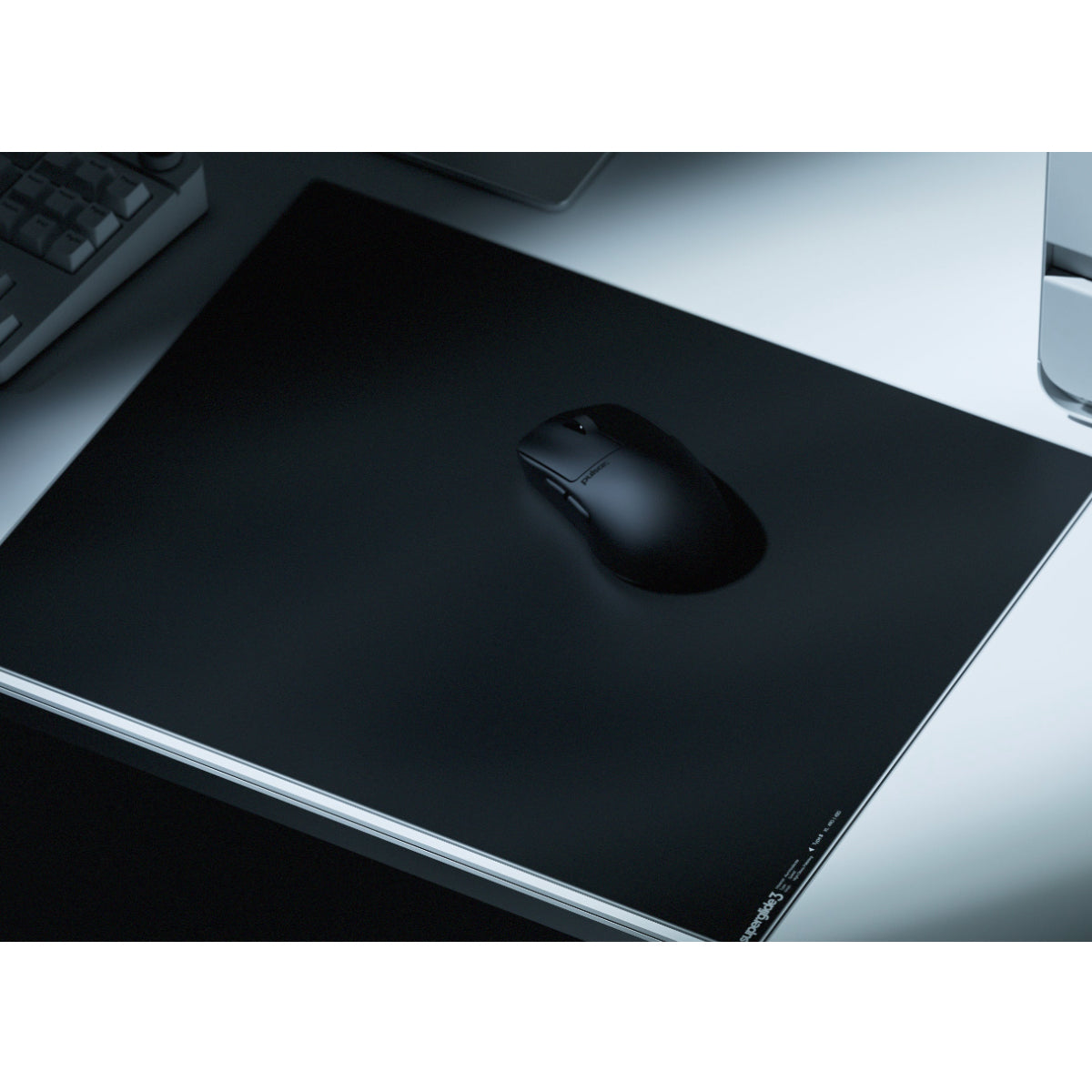 Pulsar Superglide v3 Glass Mouse Pad L - Black