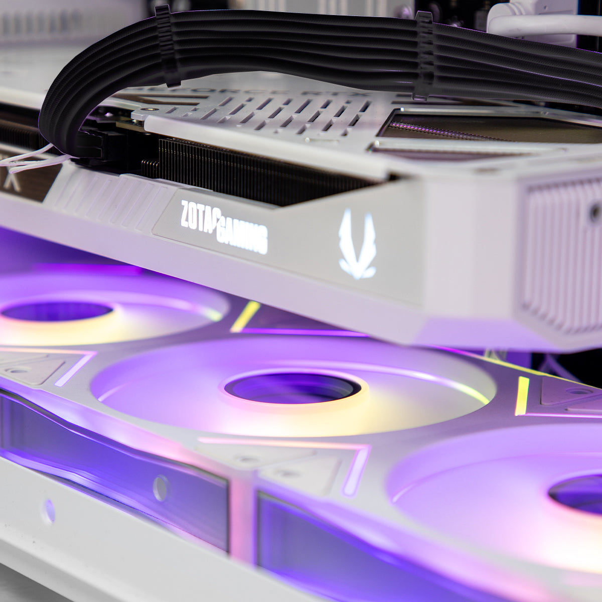 Neutrino ENCORE RTX 5060 Ti 8GB Ryzen 5 7400F Gaming PC - WHITE