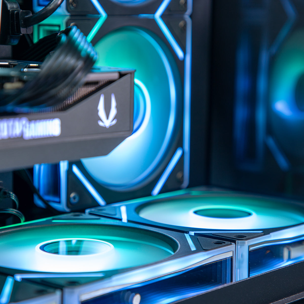 Singularity AMP GO RTX 5070 Ryzen 7 9700X Gaming PC - BLACK