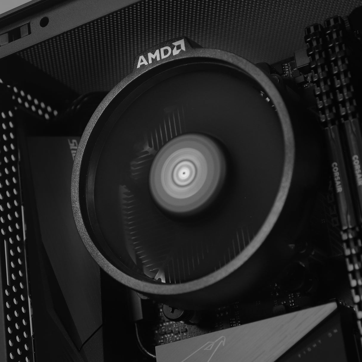 Jailbreak RX 6600 Ryzen 5 5600G Gaming PC