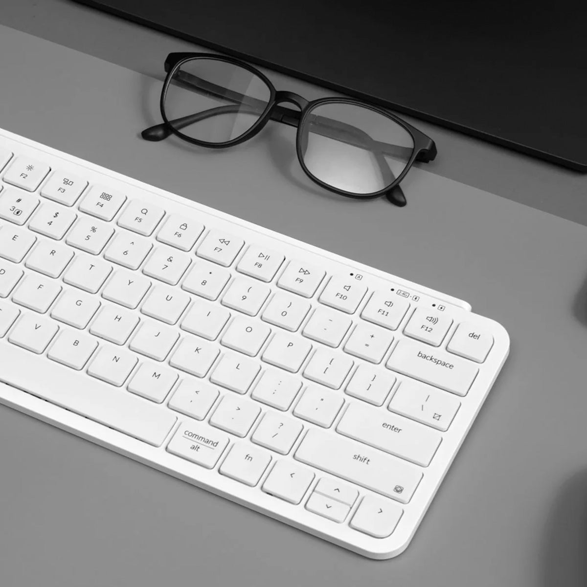 Keychron B1 Pro 75% Ultra-Slim Wireless Keyboard - Ivory White