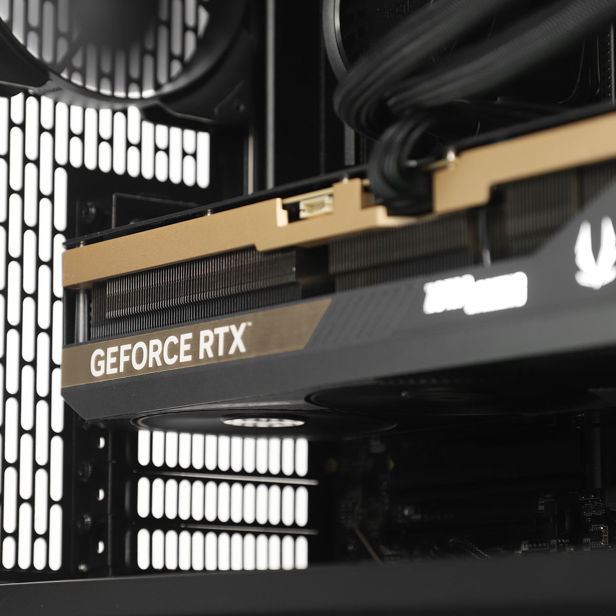 Ascend Creator Ryzen 9 9950X3D 64GB 2TB RTX 5090 Workstation PC