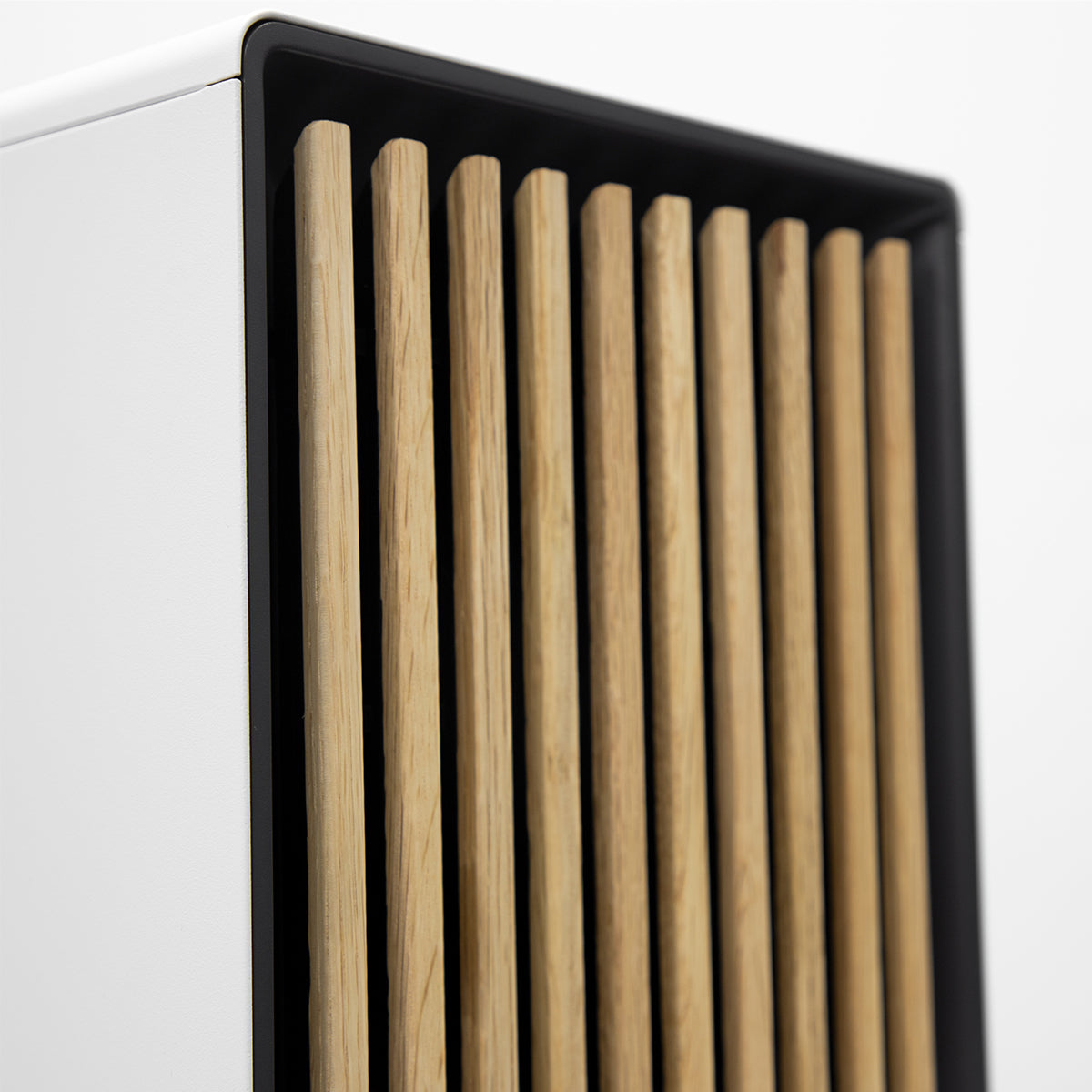 Chinkapin ENCORE RTX 5070 Ti Ryzen 7 9800X3D Gaming PC - MONO