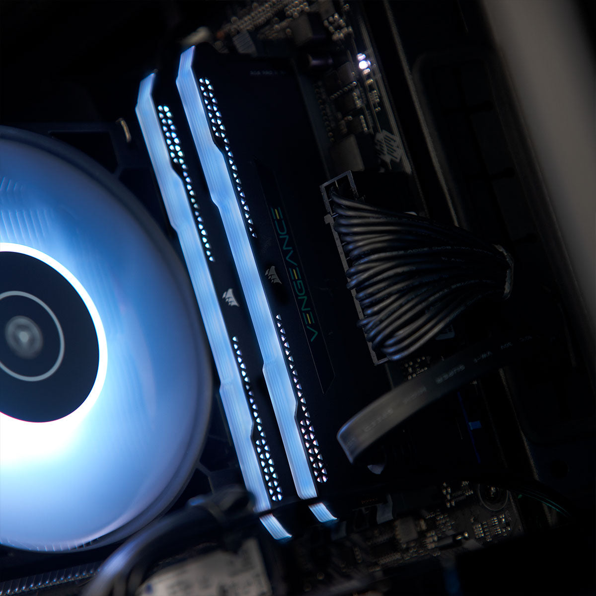 Liberator RX 6700 Ryzen 7 5800X Gaming PC