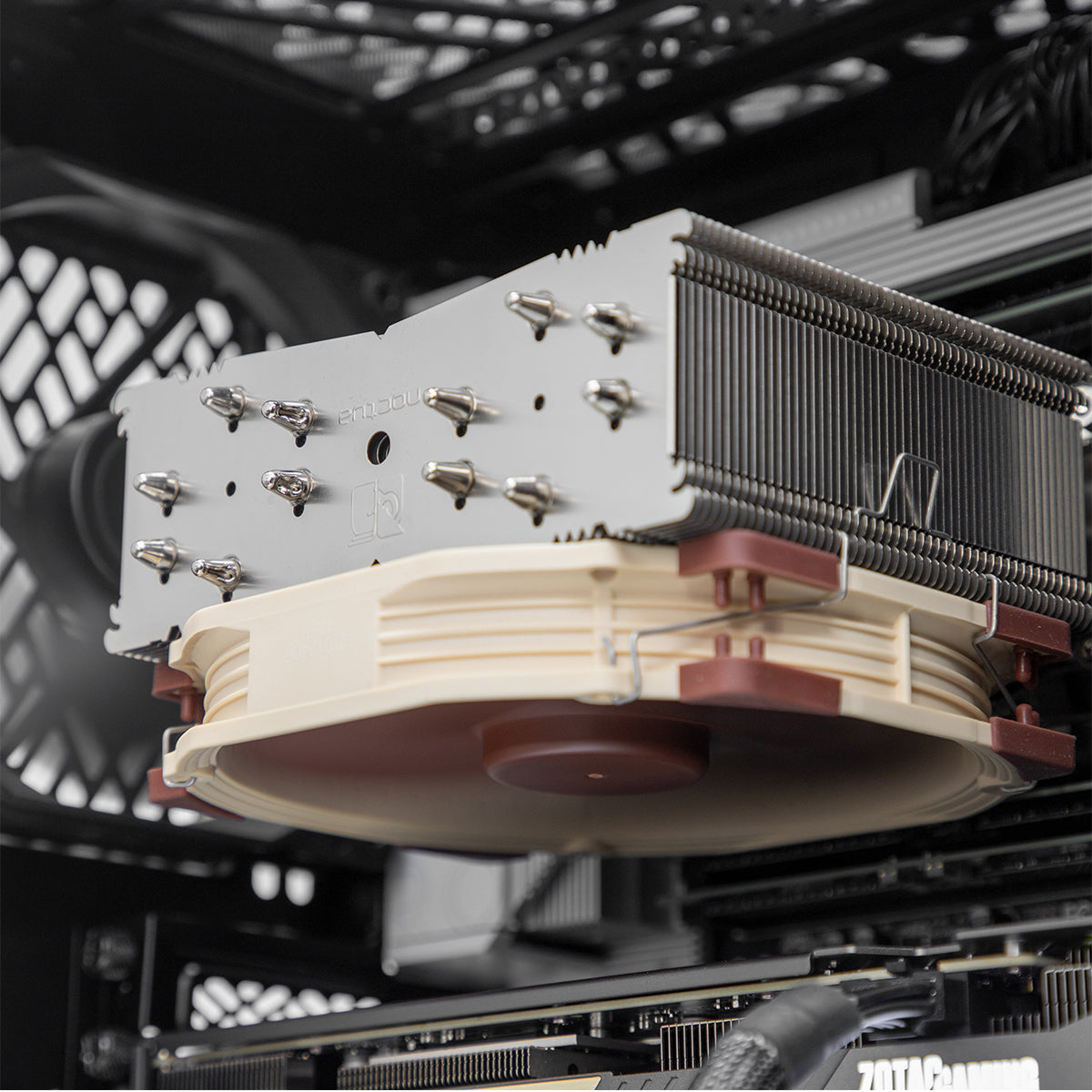 Ascend AI Ryzen Threadripper 7970X 128GB 2TB RTX 5080 Workstation PC