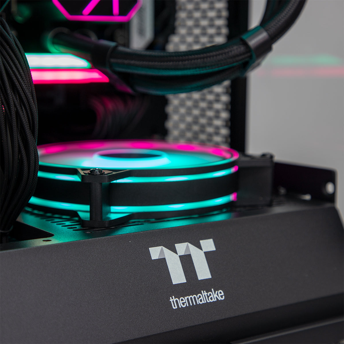 Flare RTX 5060 Ti 16GB Core i5-14400F Gaming PC