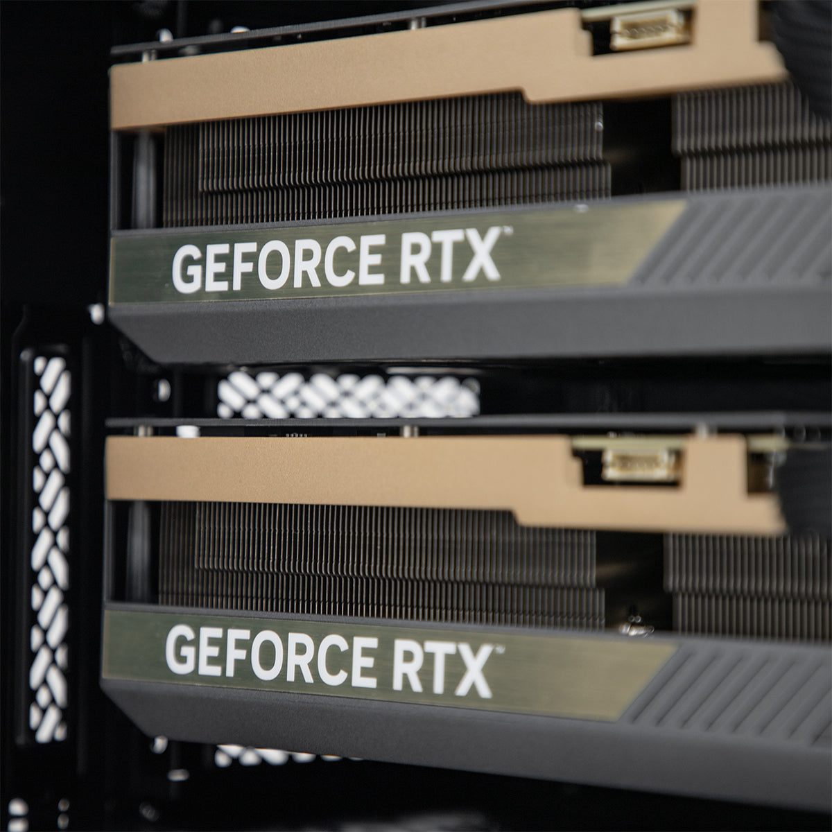 Ascend AI Ryzen 9 9950X 96GB 2TB RTX 5090(x2) Workstation PC