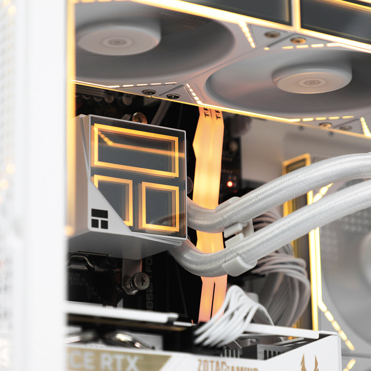 Astral SWIFT RTX 5060 Ryzen 5 7500F Gaming PC - WHITE