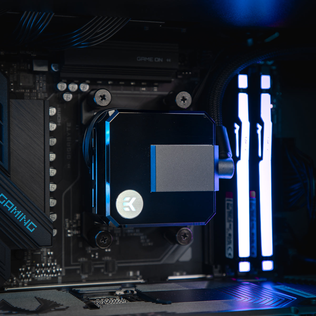 Tempest AMP RTX 5080 Ryzen 9 9900X3D Gaming PC