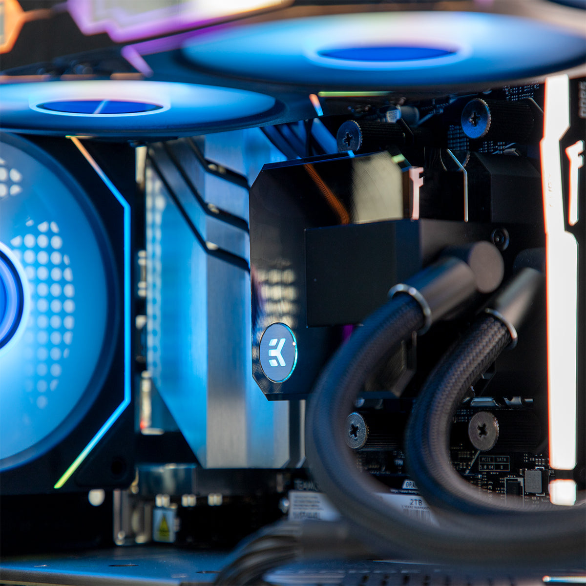 Astral AMP RTX 5070 Ryzen 5 9600X Gaming PC - BLACK