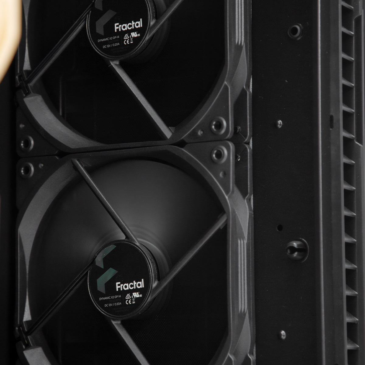 Ascend Engineering Ryzen 9 9950X 96GB 2TB RTX 4000 Ada Workstation PC