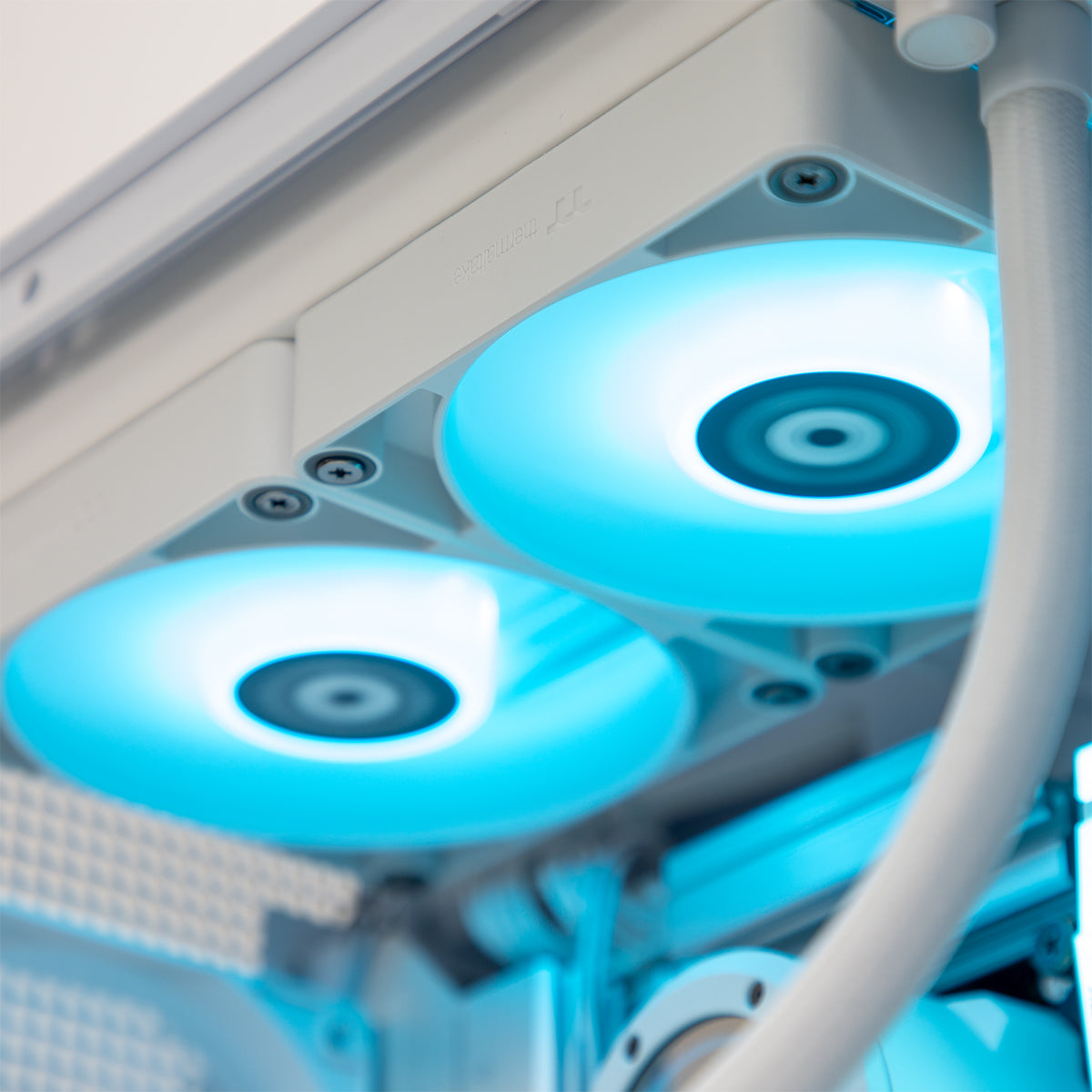 Terminator RTX 5070 Core Ultra 265F Gaming PC - WHITE