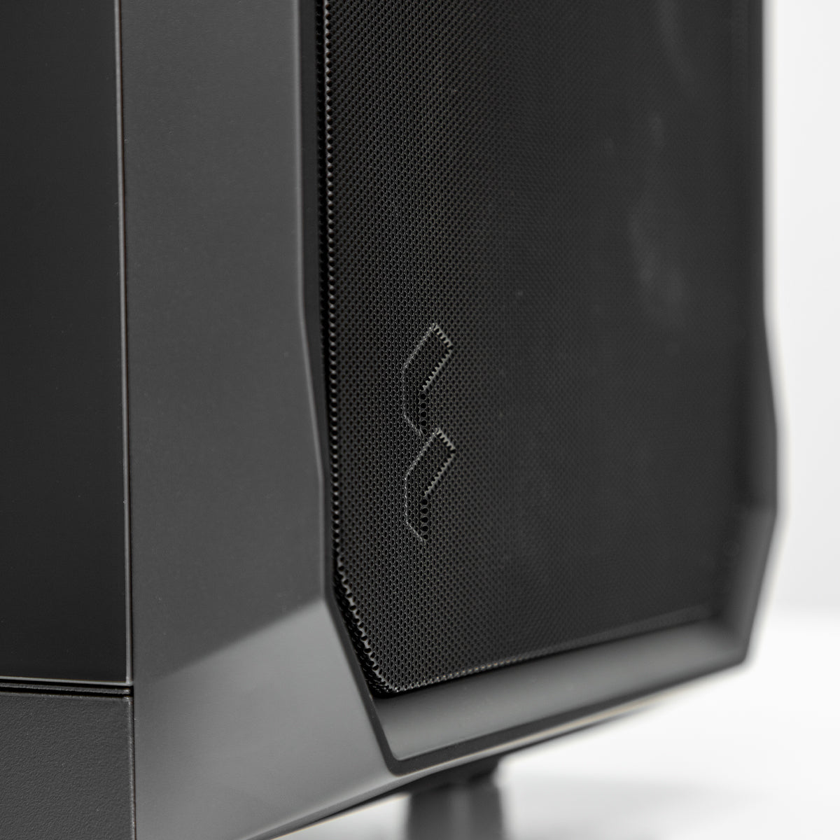 Ascend Flex Ryzen 9 9900X 32GB 1TB RTX 5070 TI Workstation PC