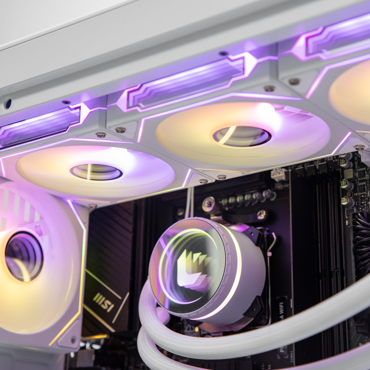 Entropy SWIFT RTX 5060 Ryzen 5 7500F Gaming PC - SNOW