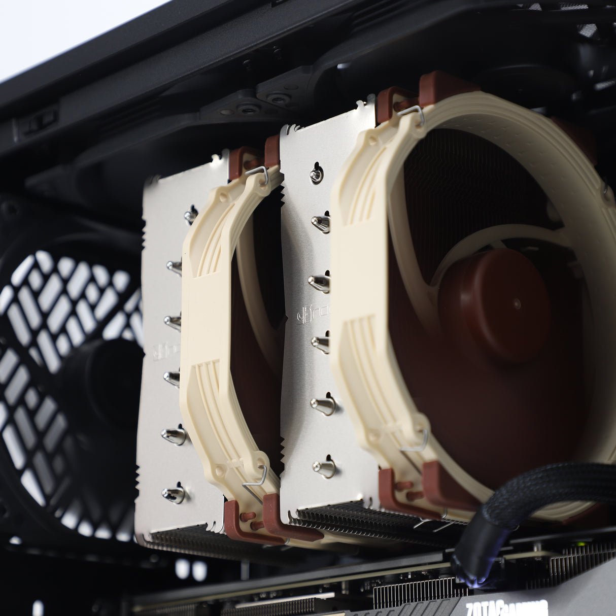 Ascend Engineering Ultra 9 285K 96GB 2TB RTX 5070 Ti Workstation PC