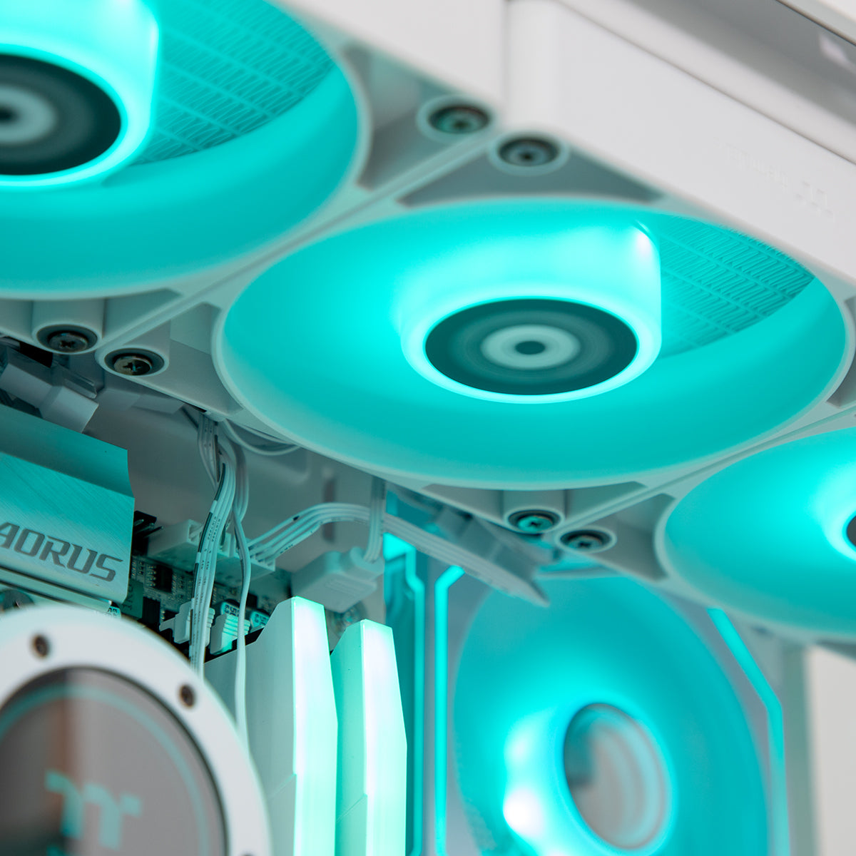 Agility RTX 5070 Ti Ryzen 7 9800X3D Gaming PC - WHITE