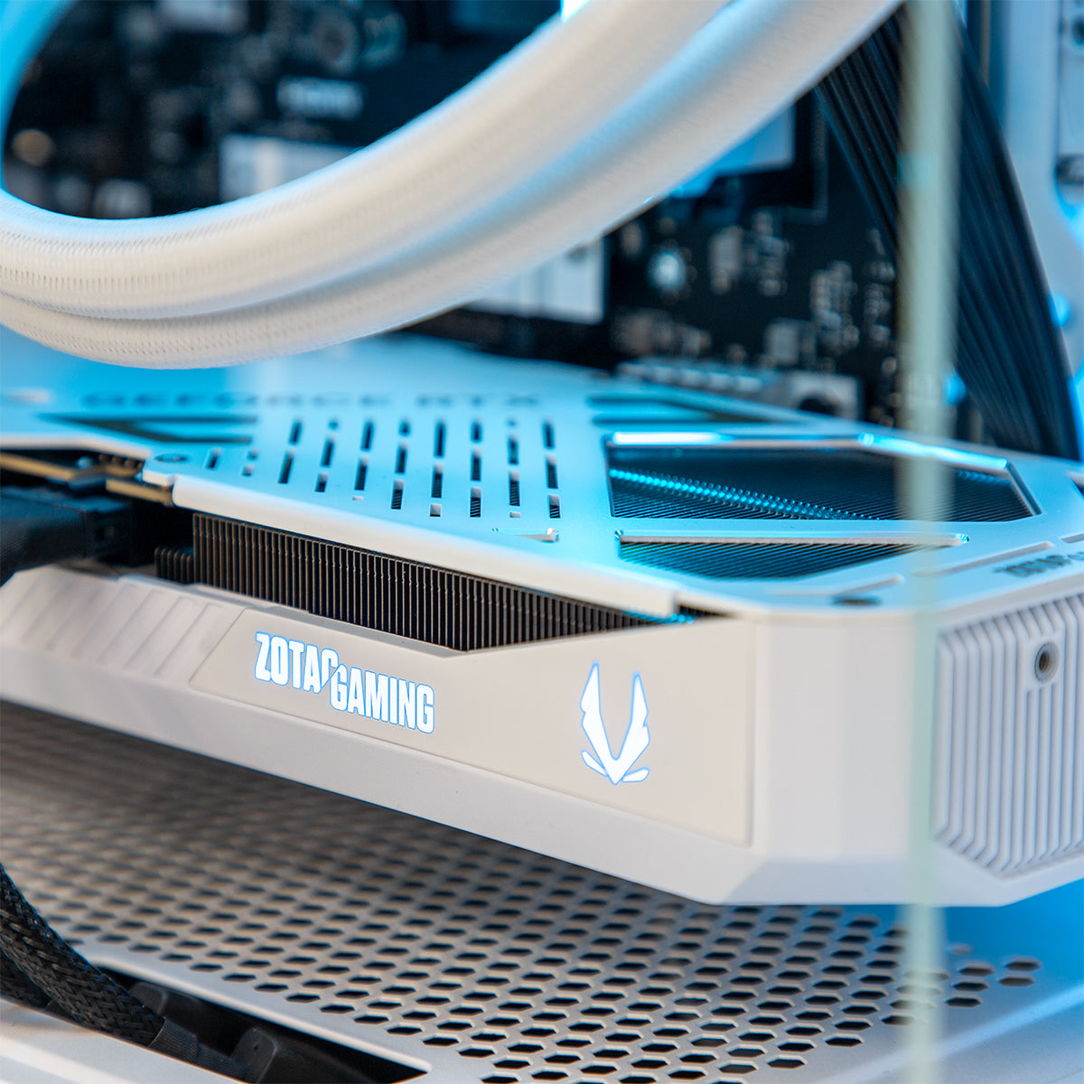 Fury NEX RTX 5070 Ryzen 5 7500F Gaming PC - WHITE