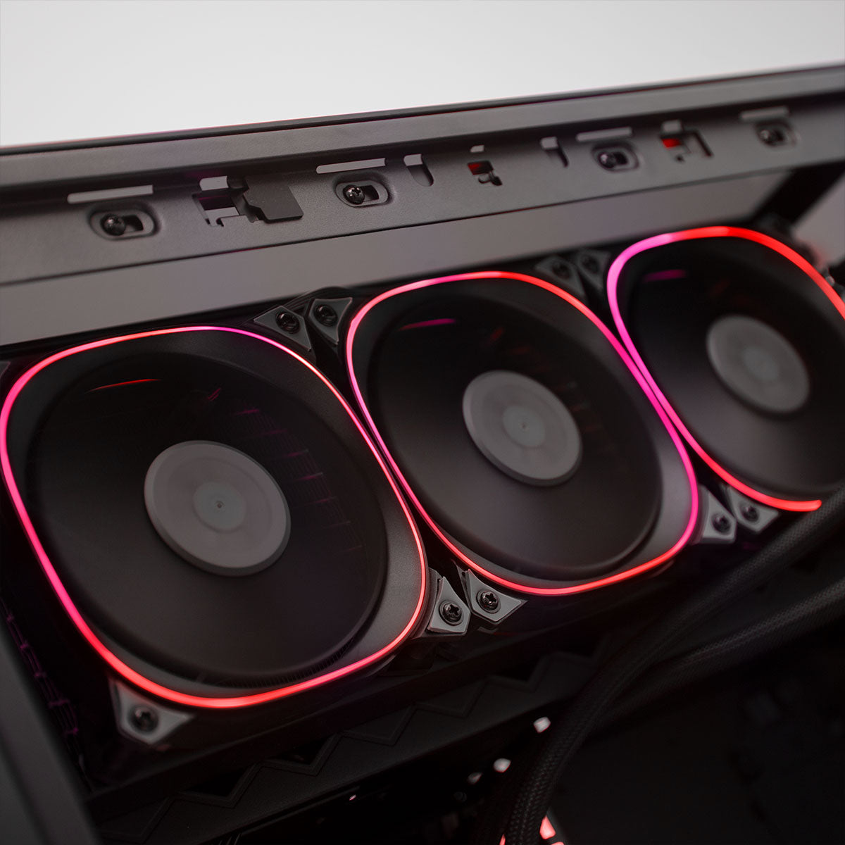 Catalyst RX 7600 Ryzen 5 5600 Gaming PC