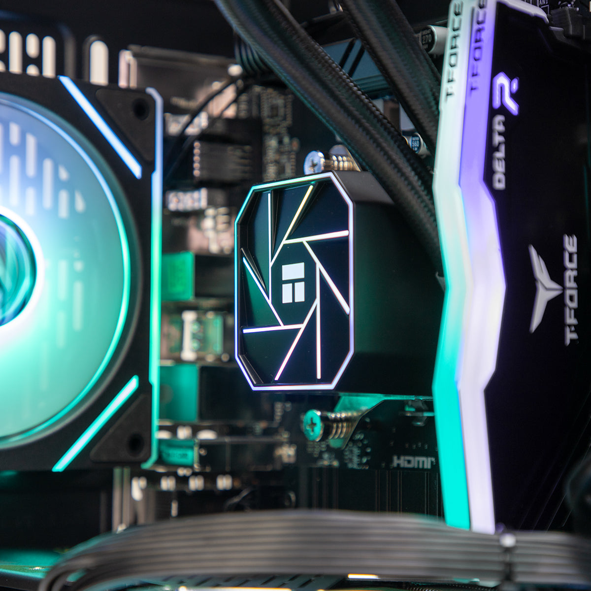 Singularity AMP GO RTX 5070 Ryzen 7 9700X Gaming PC - BLACK