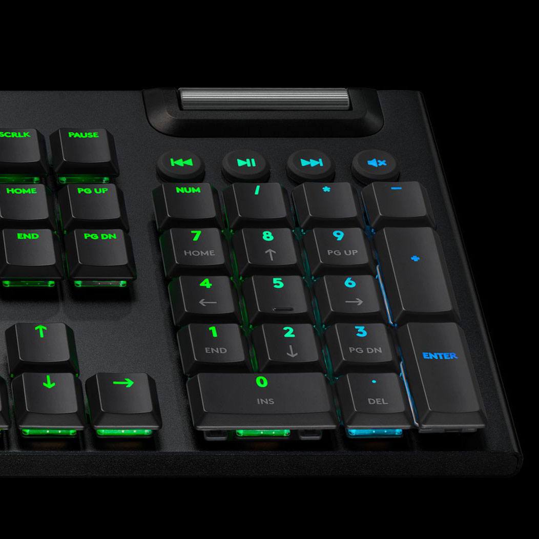 Logitech G815 Lightsync RGB Mechanical Gaming Keyboard - Clicky