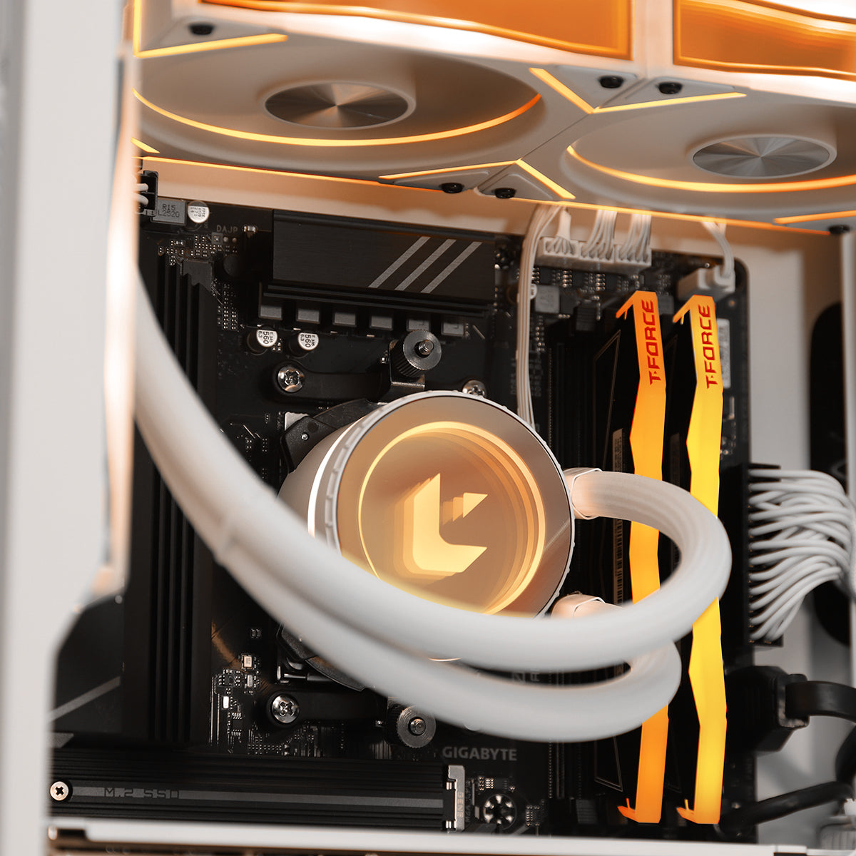 Vengeance RTX 5070 Ti Ryzen 7 9800X3D Gaming PC - Nightfall