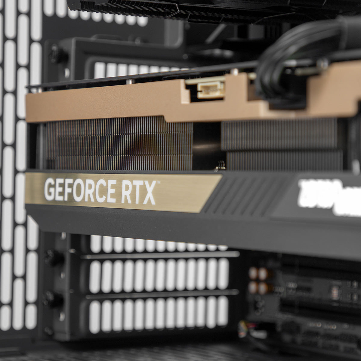 Chinkapin AMP RTX 5090 Ryzen 9 9900X3D Gaming PC - BLACK