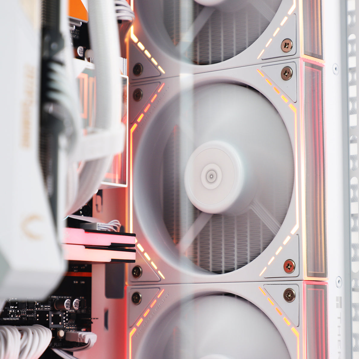 Pop SWIFT RTX 5060 Ti 16GB Ryzen 5 9600X Gaming PC - SNOW