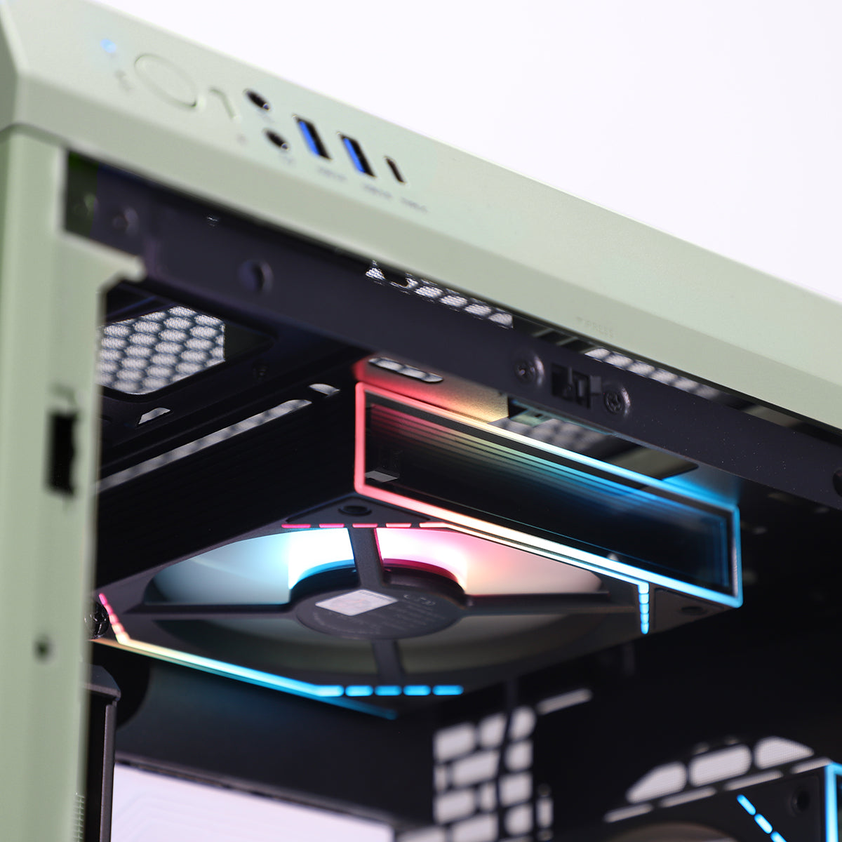 Flare XL RTX 5060 Ti 16GB Ryzen 5 9600X Gaming PC