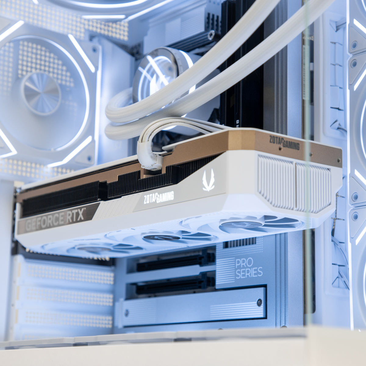 Ferocity RTX 5070 Core Ultra 7 265KF Gaming PC - WHITE