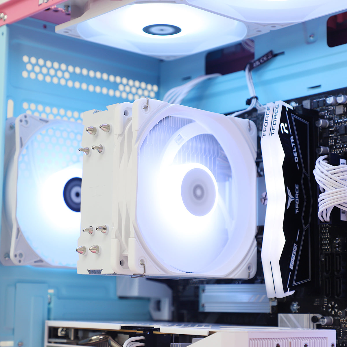 Fury RTX 5060 Ryzen 5 7500F Gaming PC - PINK