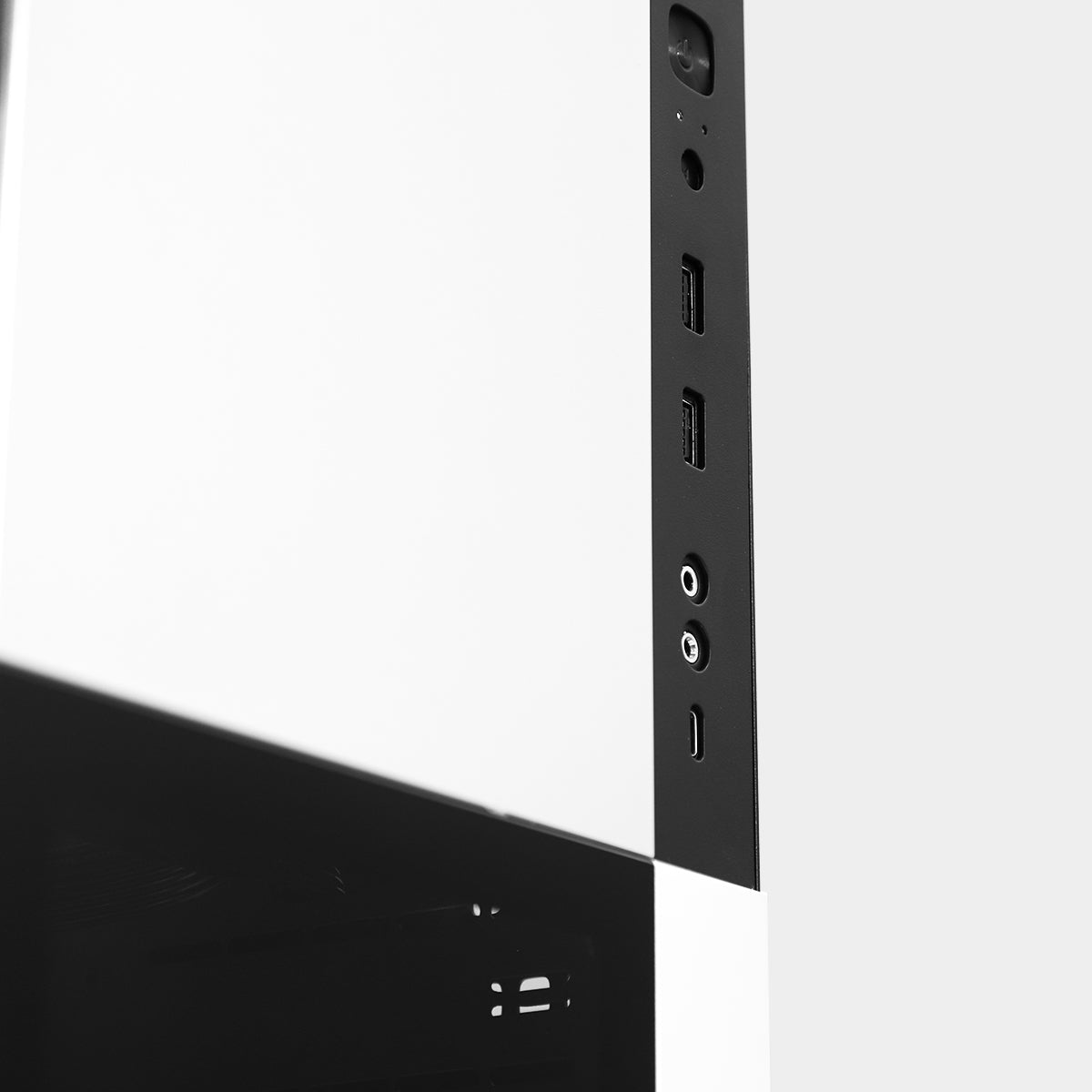 Gravity RR RX 7600 Ryzen 5 5500 Gaming PC - BLACK