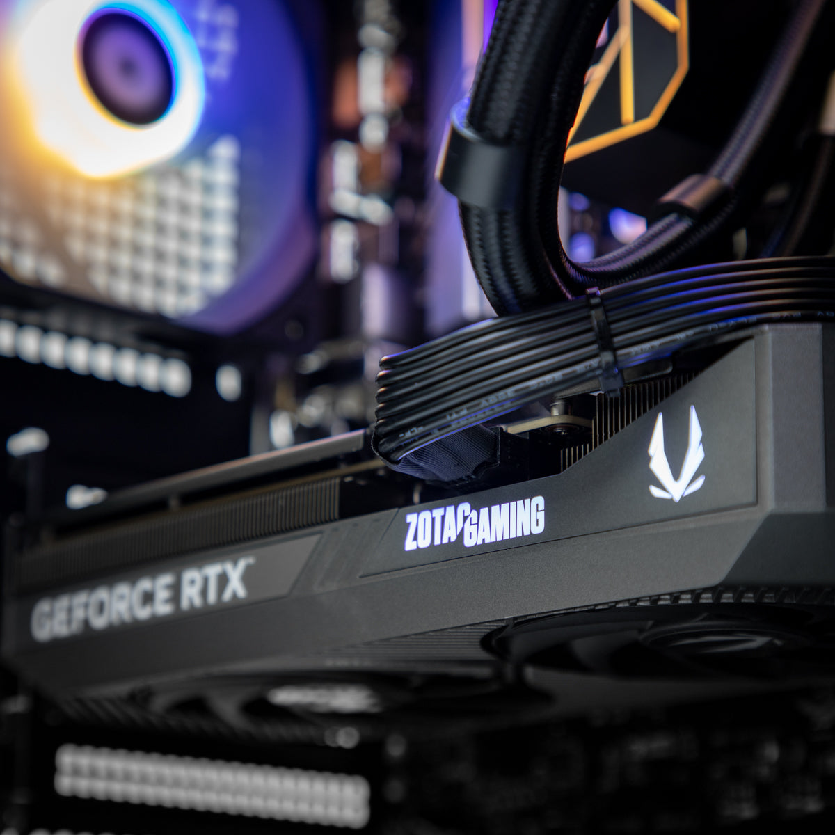 Gravity AMP RTX 5070 Ryzen 5 7500F Gaming PC - BLACK
