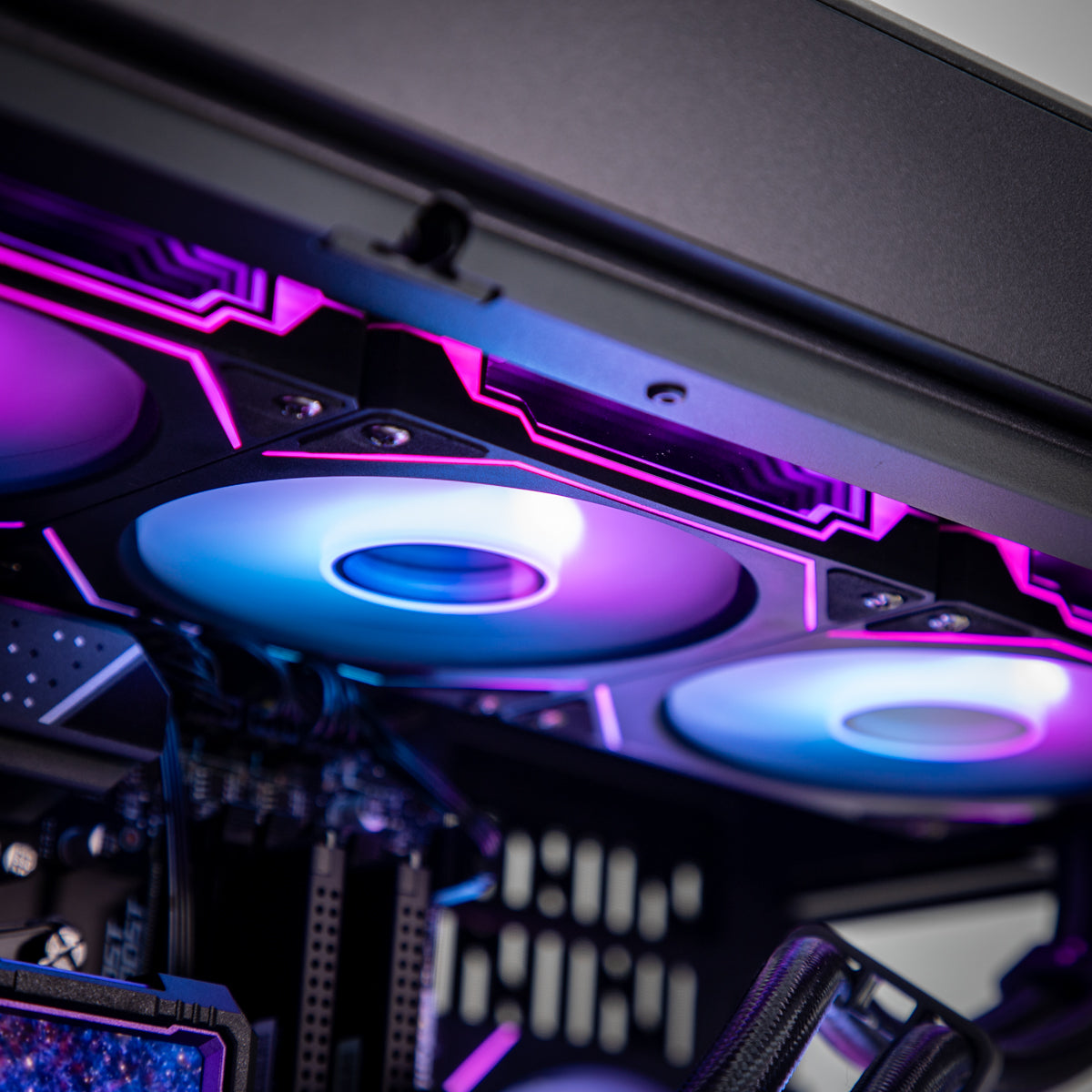 Abyssal AMP RTX 5080 Ryzen 9 9900X3D Gaming PC - Black