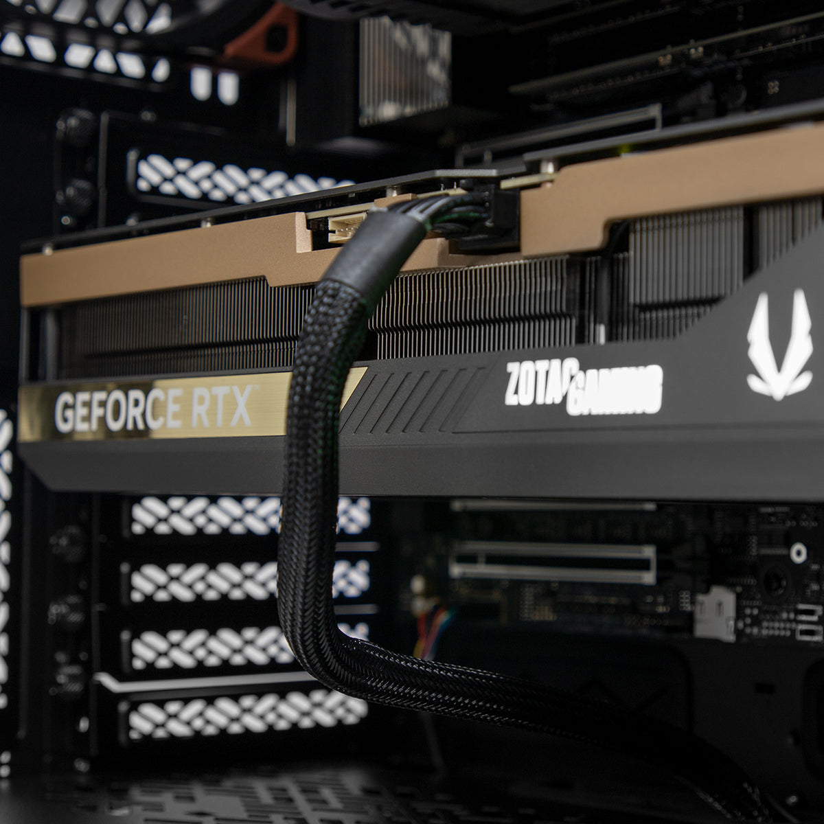 Ascend AI Ryzen Threadripper 9970X 128GB 2TB RTX 5090 Workstation PC