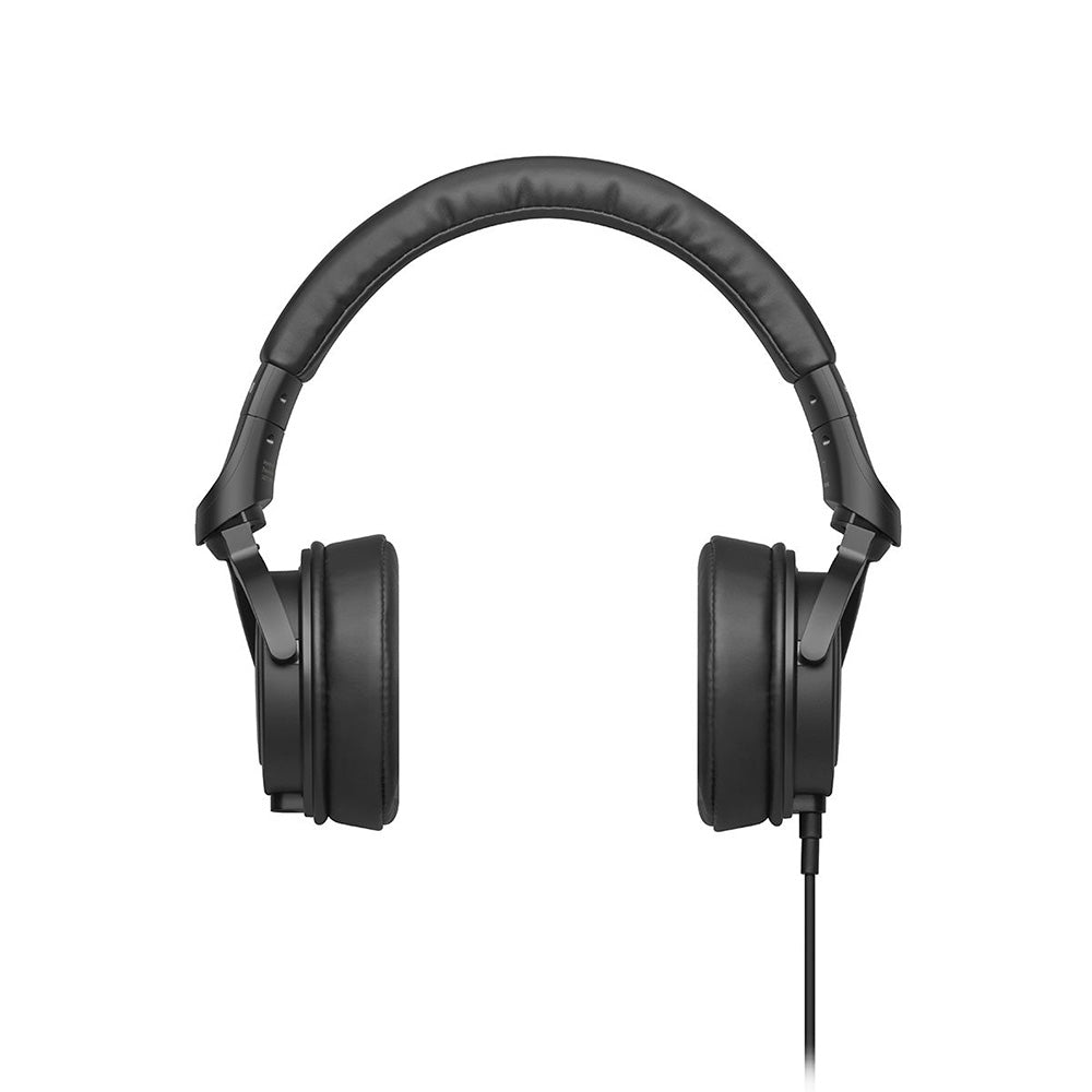 Beyerdynamic DT240 PRO Closed On-ear Heapdhones