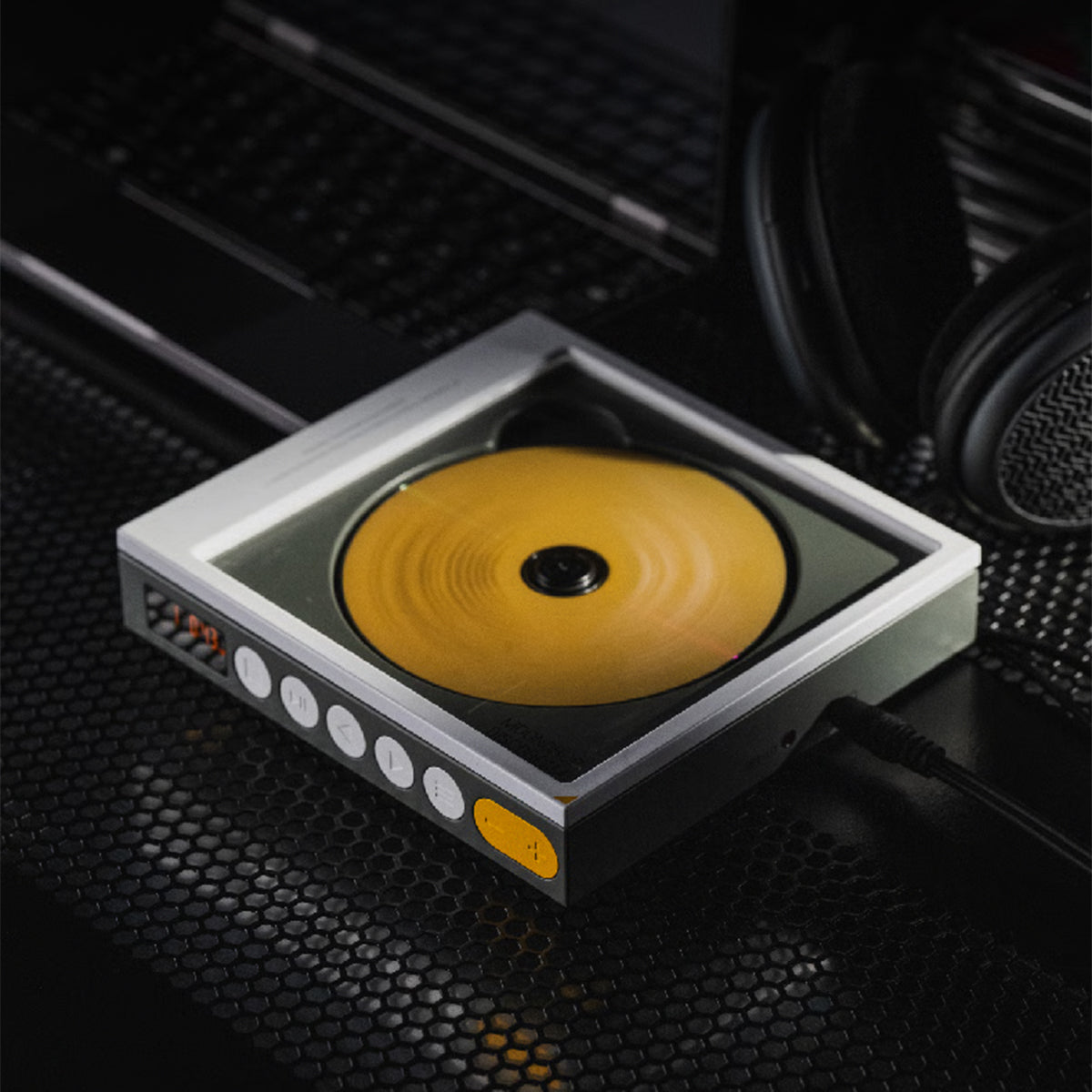 Moondrop Discdream 2 Portable CD Player and USB DAC