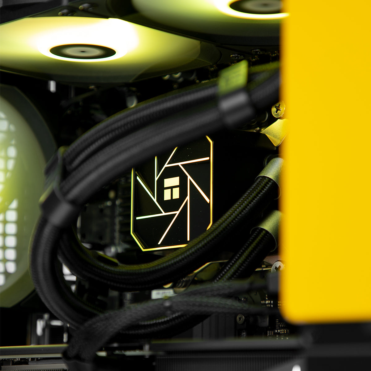 Density AMP RTX 5070 Core i5-14400F Gaming PC - AMBER