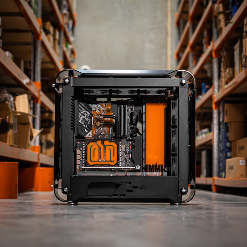 Inwin 925 Full Tower Custom Water Cooling – Computer Lounge