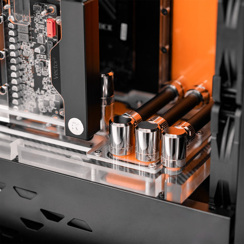 Inwin 925 Full Tower Custom Water Cooling – Computer Lounge