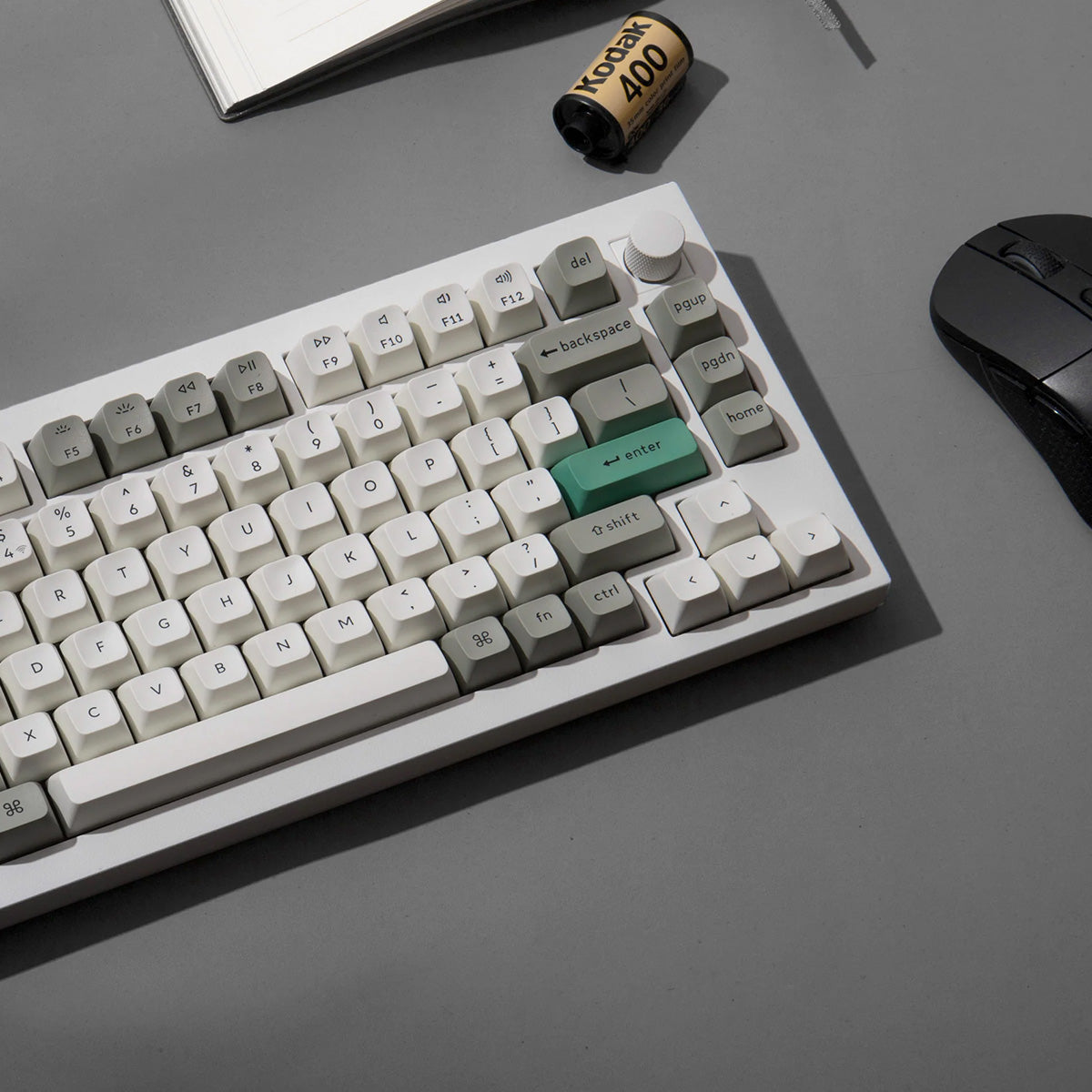 Keychron Q1 Max 75% RGB Shell White Wireless Mechanical Keyboard - Jupiter Brown Switch