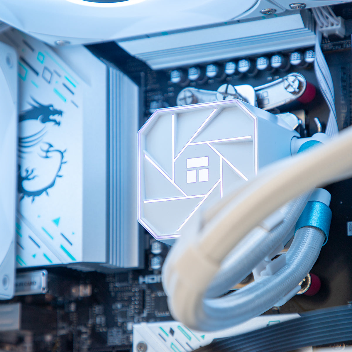 Gravity RR RX 9060 XT 16GB Ryzen 5 7500F Gaming PC - WHITE
