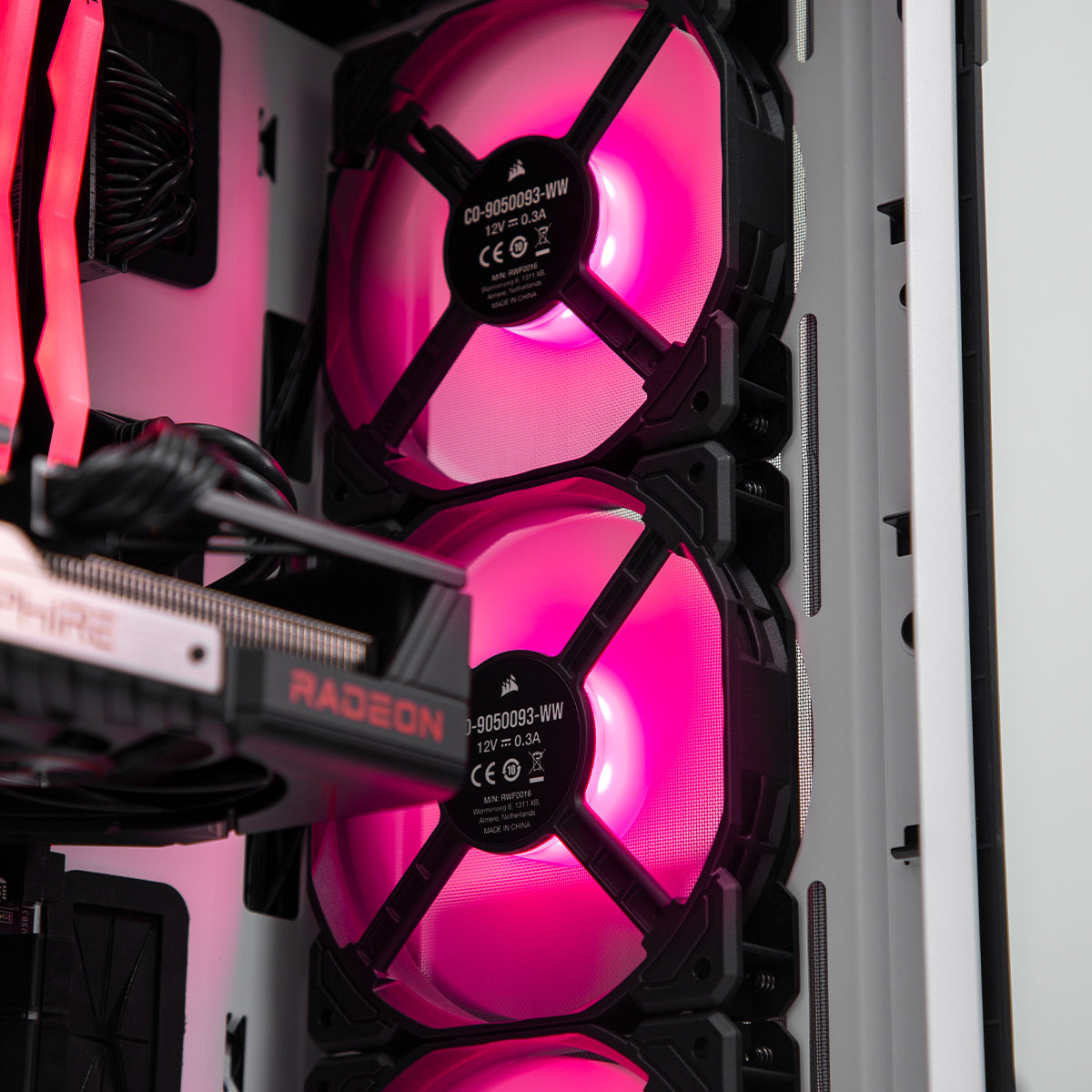 Spectre AMP RX 9060 XT 16GB Core i5-14400F Gaming PC