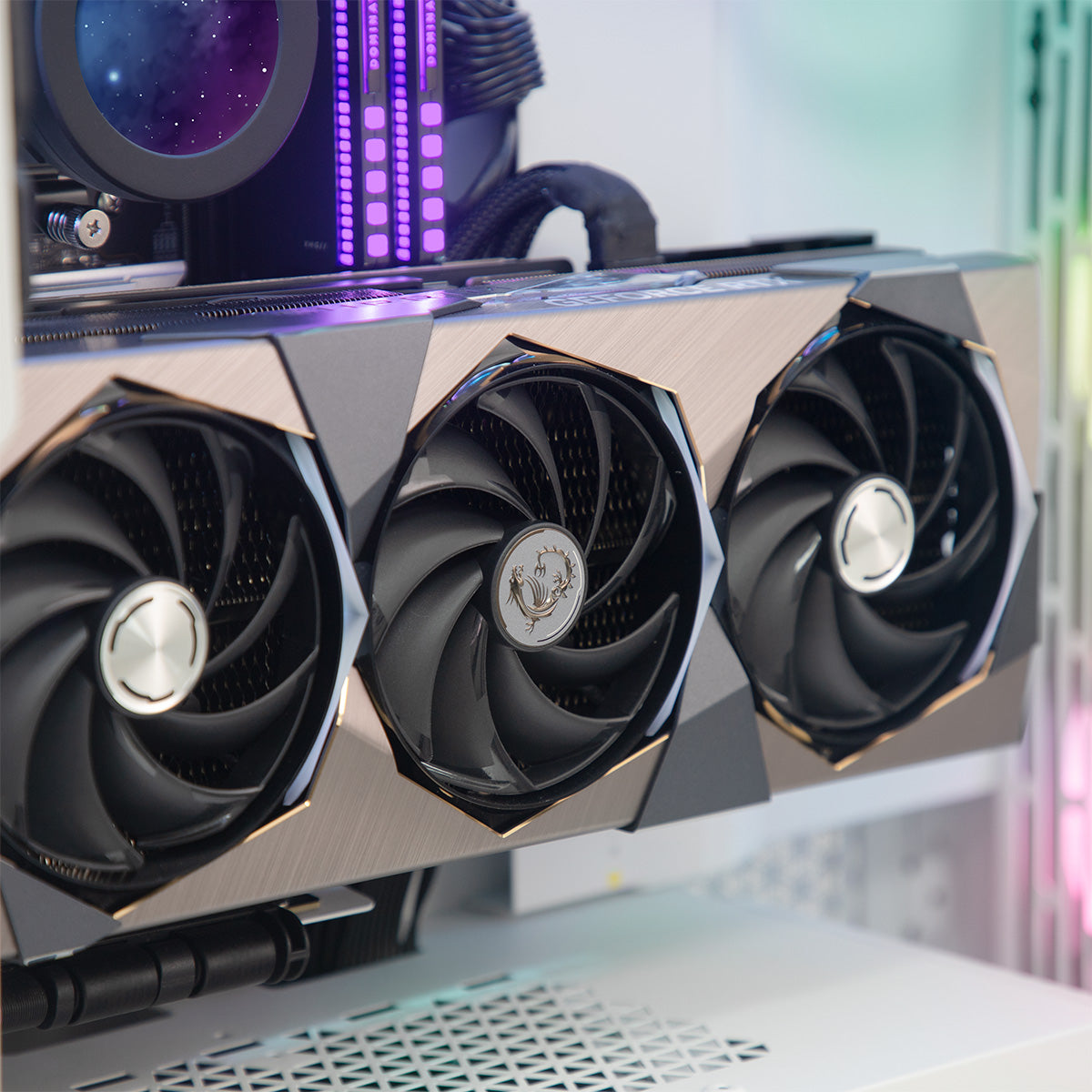 Classified RTX 4090 Ryzen 7 7800X3D Gaming PC – Computer Lounge